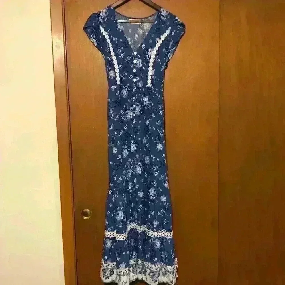 C+D+M Collection Blue Floral Maxi Dress Boho Lace Trim Button Front Womens M - Picture 3 of 8